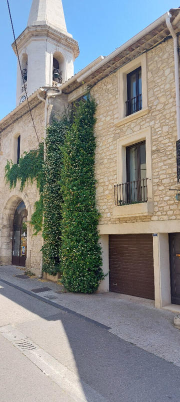 Maison - 243 m² - 9 pièces