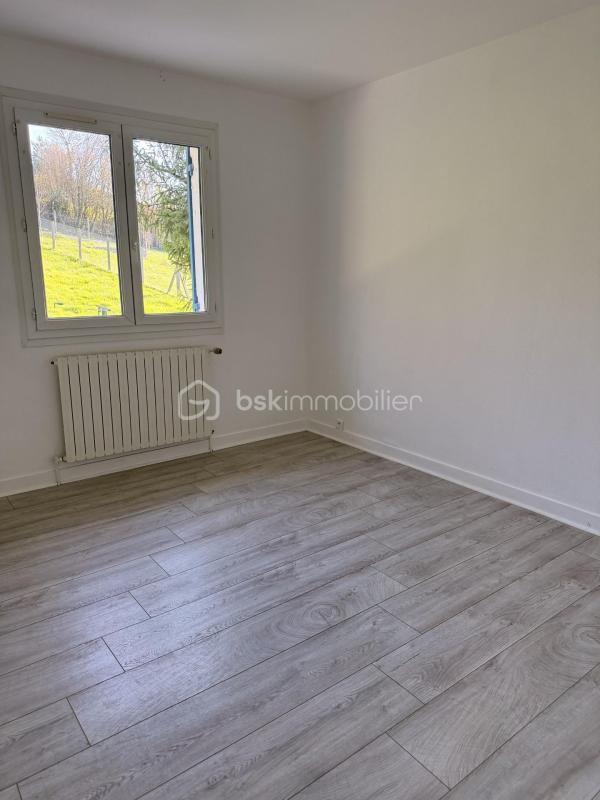 Maison - 87 m² - 5 pièces