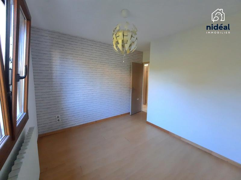 Maison - 99 m² - 4 pièces