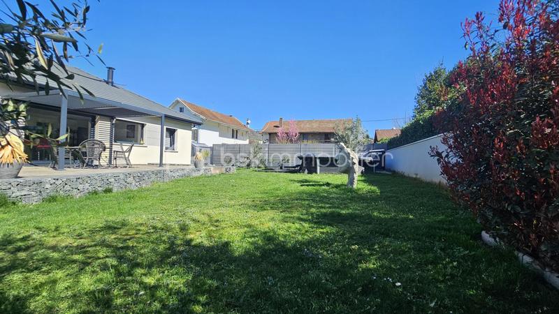 Maison - 85 m² - 4 pièces