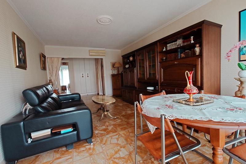 Appartement bourgeois - 74 m² - 3 pièces