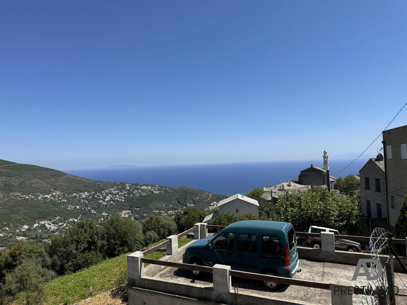 Maison traditionnelle - 115 m² - 4 pièces