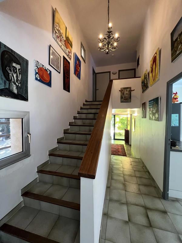 Villa - 200 m² - 5 pièces