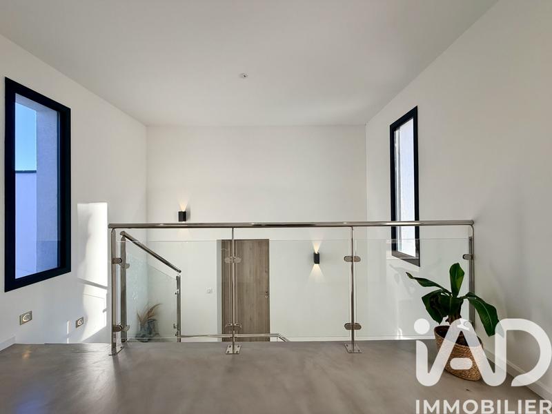 Maison - 177 m² - 6 pièces
