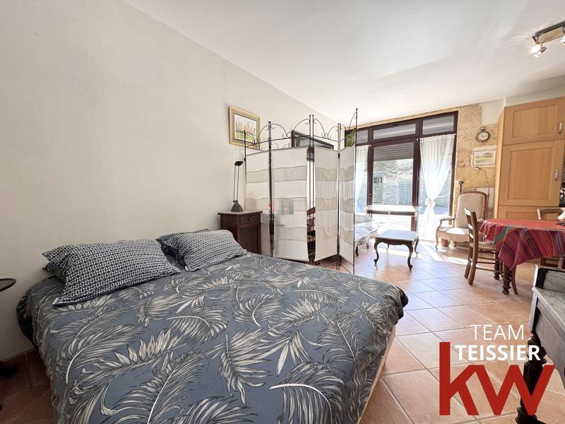 Bastide - 900 m² - 15 pièces