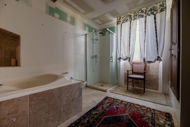 Maison - 264 m² - 7 pièces