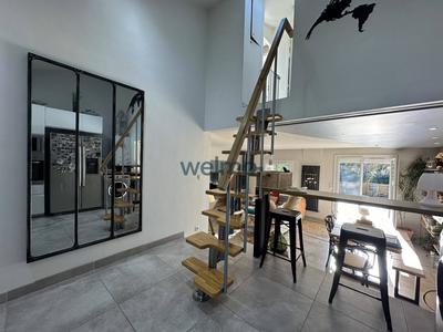 Maison - 91 m² - 4 pièces