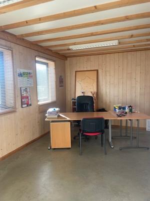 Local d'activité / Entrepôt - 600 m² - 5 pièces