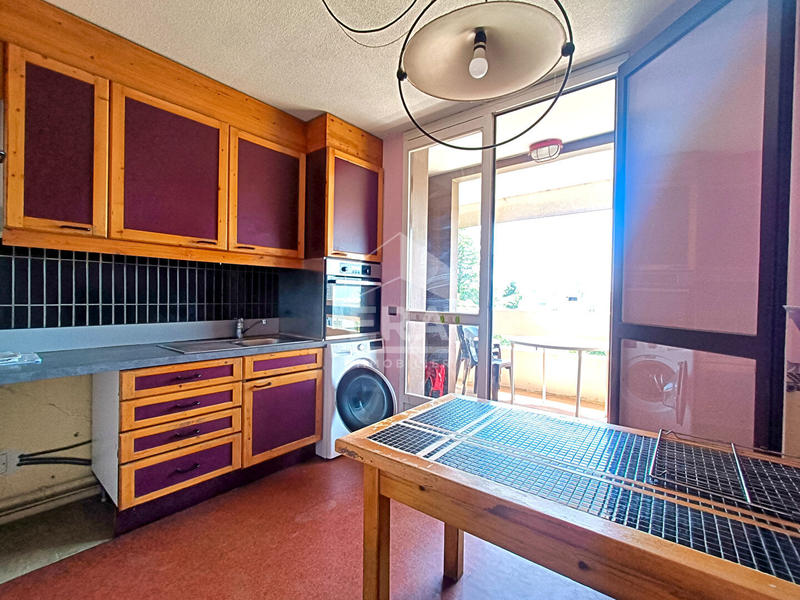 Appartement - 82 m² - 4 pièces