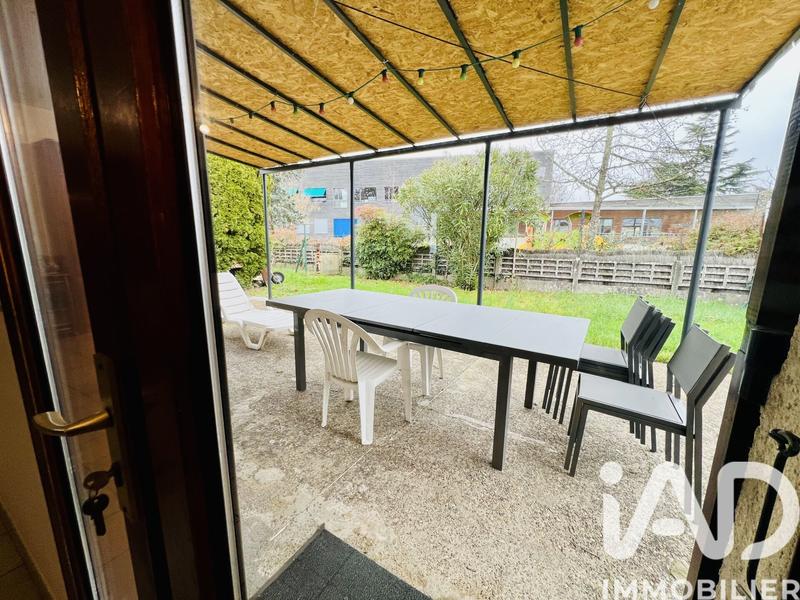 Maison - 90 m² - 5 pièces