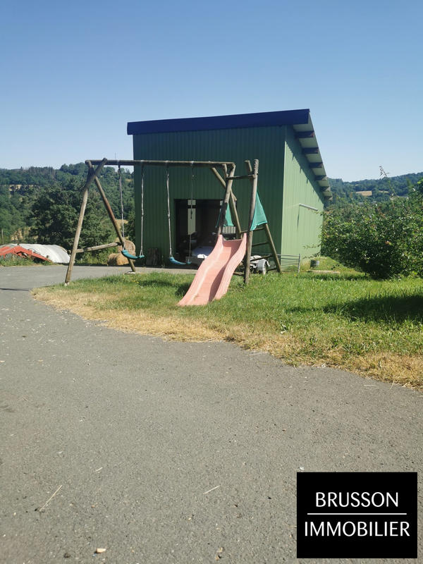 Maison - 184 m² - 9 pièces