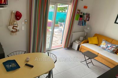 Mazet - 30 m² - 3 pièces