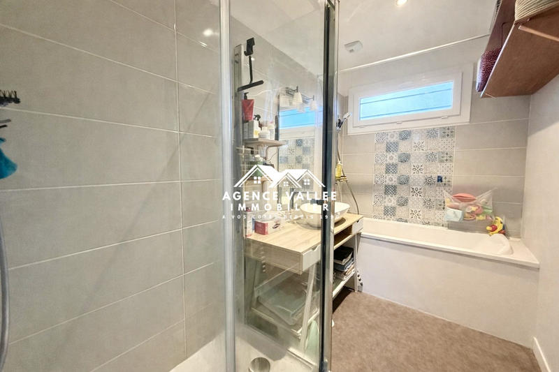 Maison - 82 m² - 5 pièces