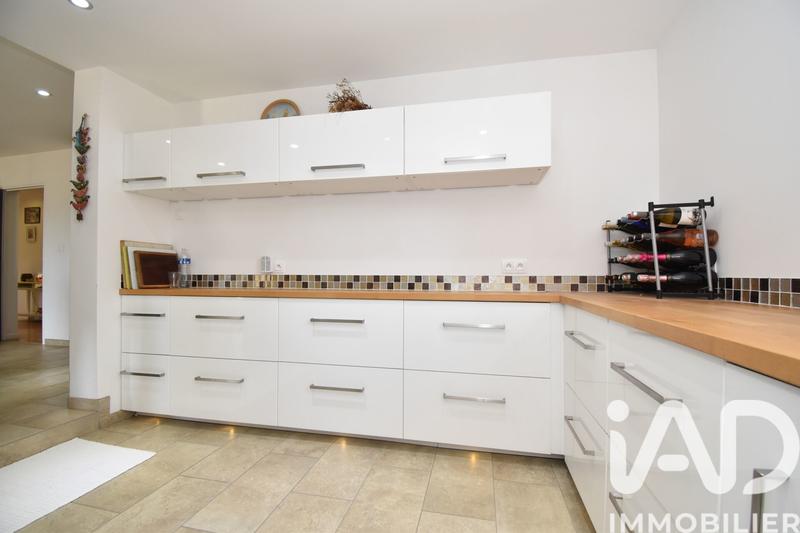 Maison - 141 m² - 5 pièces