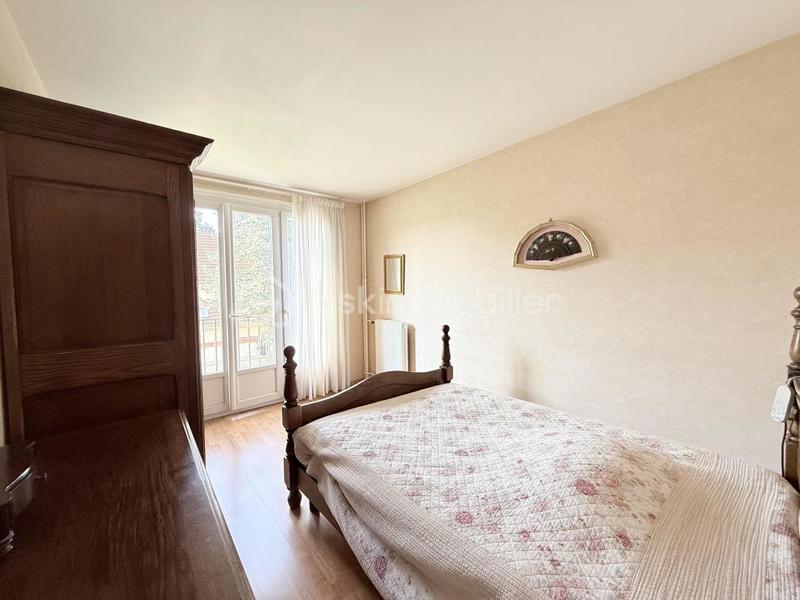 Appartement - 94 m² - 5 pièces