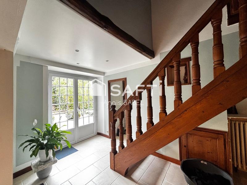 Maison - 191 m² - 8 pièces