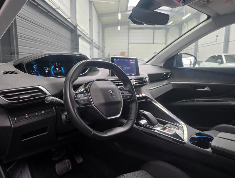 Peugeot 3008 II 1.6 225h 180 Hybrid Eat8 Allure