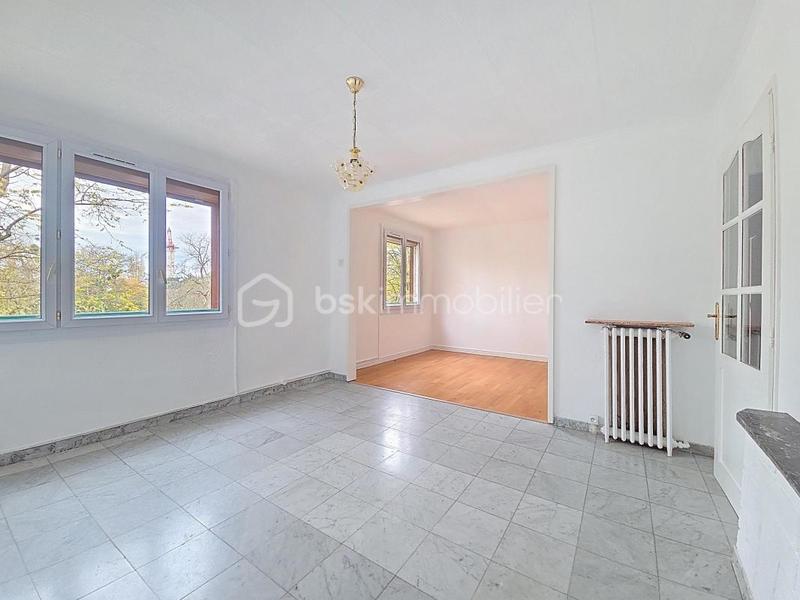 Appartement - 74 m² - 5 pièces
