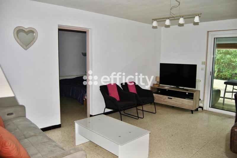 Villa - 100 m² - 5 pièces