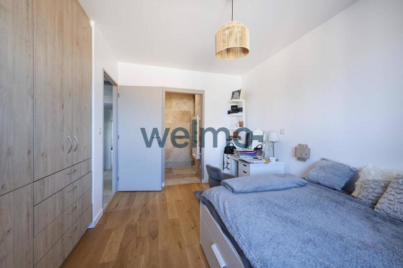 Maison - 175 m² - 8 pièces