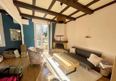 Maison - 185 m² - 8 pièces