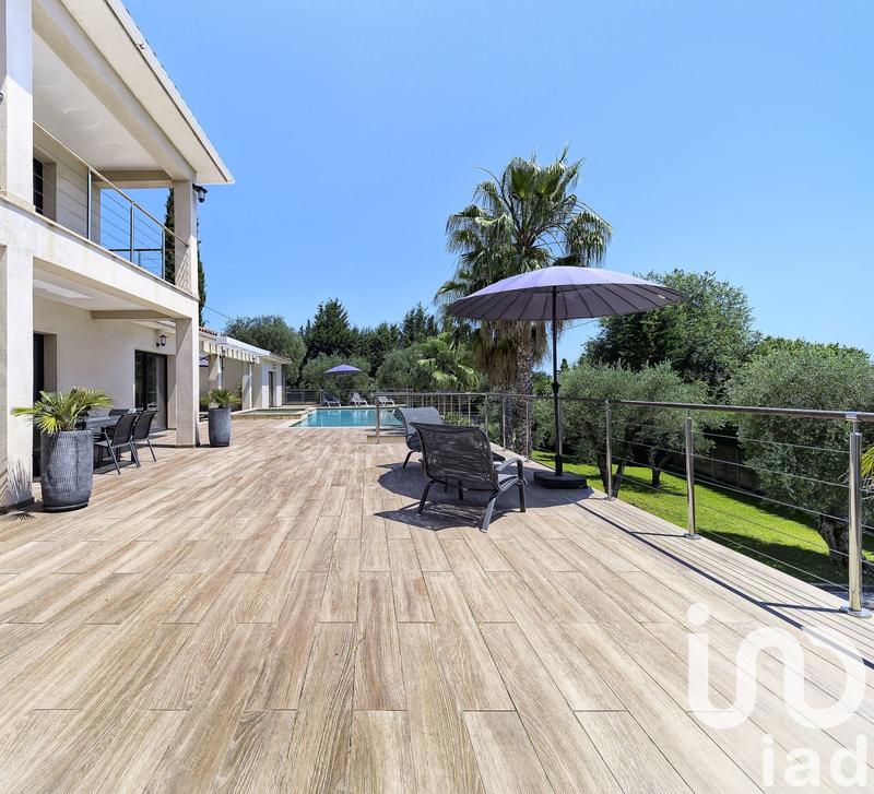 Maison de maîtres - 280 m² - 8 pièces