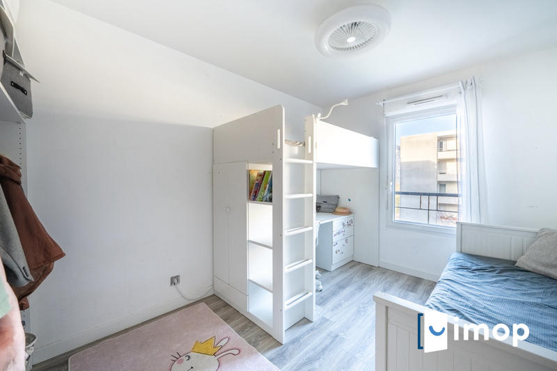 Appartement - 85 m² - 4 pièces