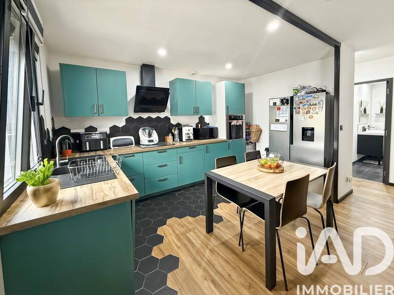 Maison - 137 m² - 5 pièces