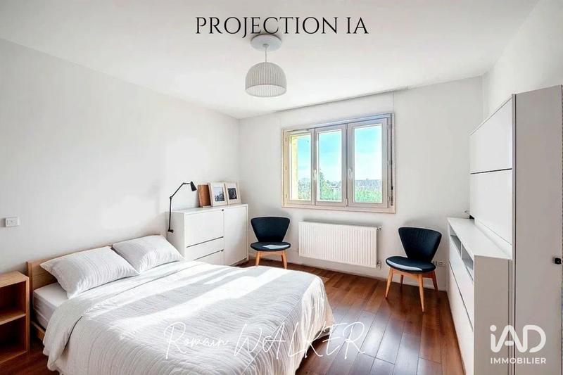 Maison - 93 m² - 4 pièces