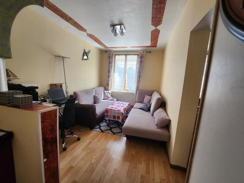 Immeuble - 92 m² - 7 pièces