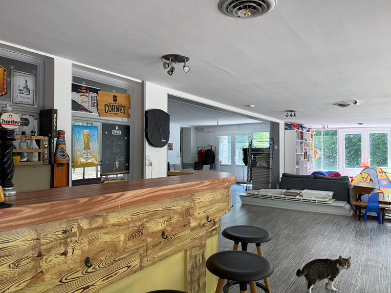 Maison - 267 m² - 6 pièces