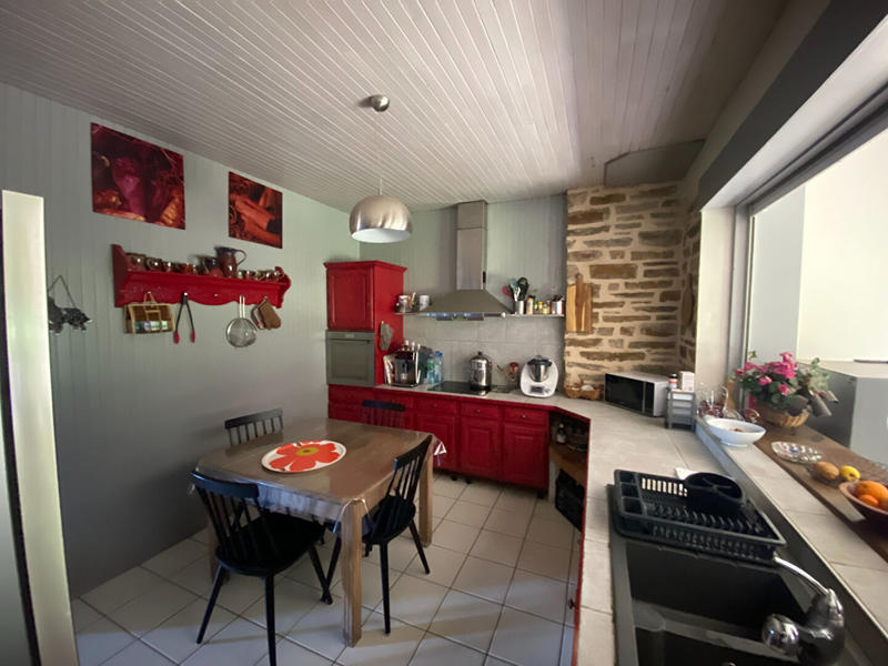 Maison - 210 m² - 5 pièces