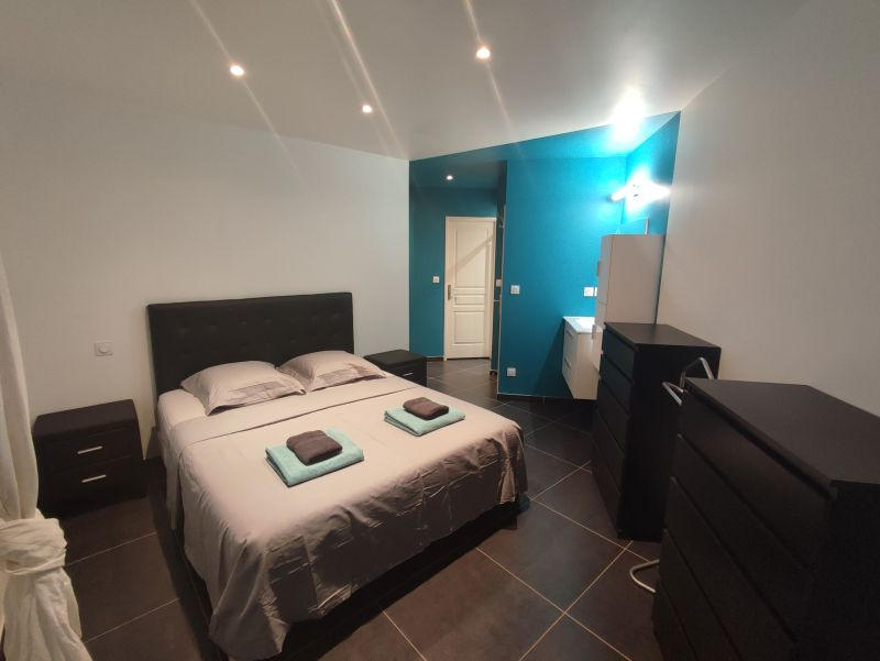 Villa - 203 m² - 7 pièces