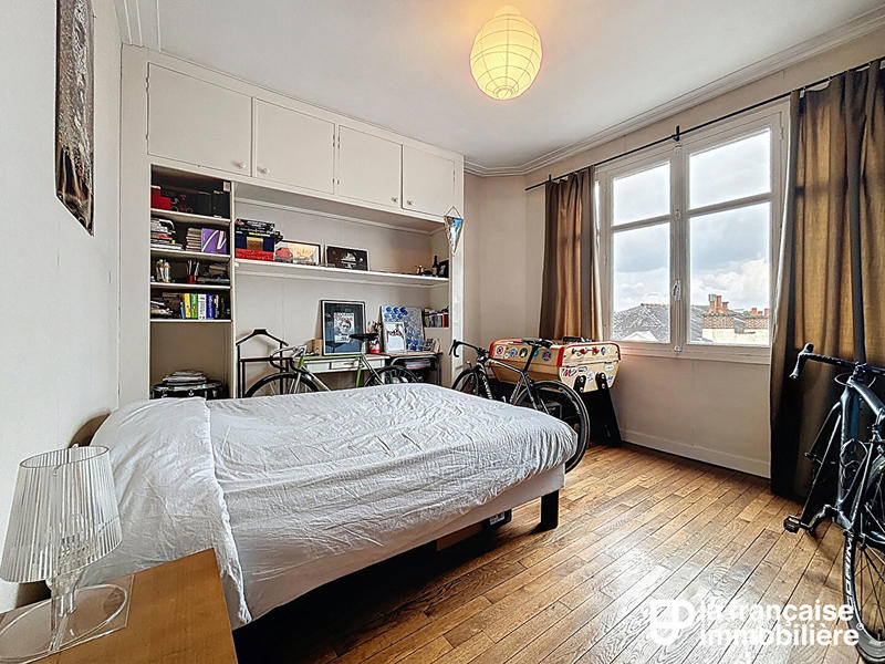 Appartement - 94 m² - 5 pièces