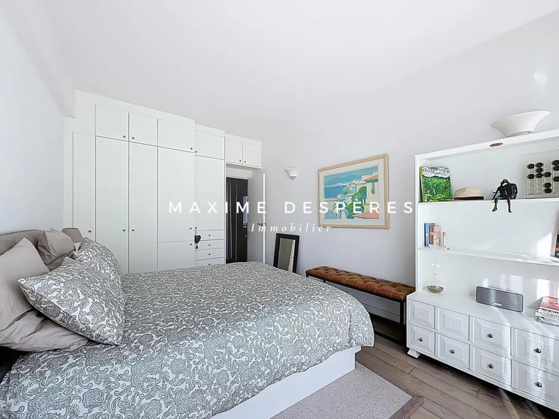 Appartement - 125 m² - 5 pièces