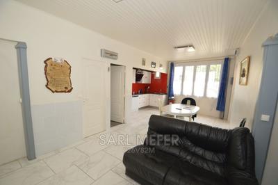 Maison en pierre - 160 m² - 7 pièces