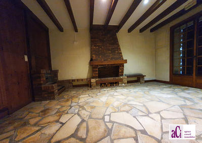 Maison - 197 m² - 10 pièces