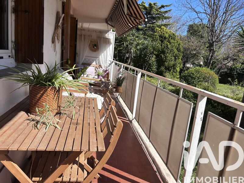 Appartement - 80 m² - 4 pièces