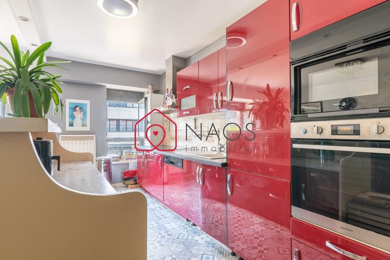 Appartement - 83 m² - 3 pièces