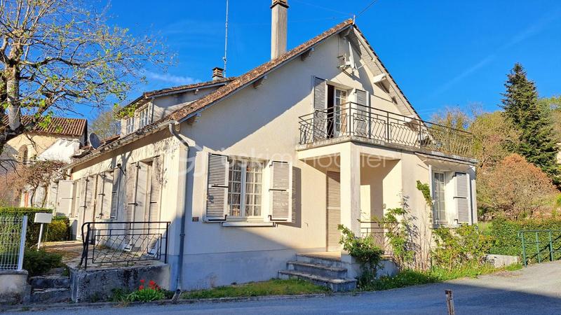 Maison de village - 132 m² - 6 pièces