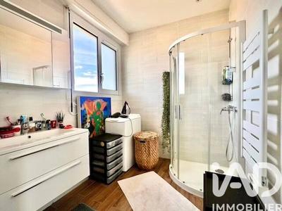 Appartement - 64 m² - 2 pièces