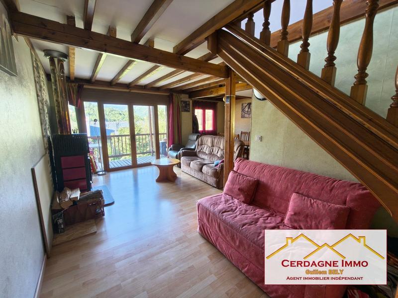 Maison - 90 m² - 5 pièces