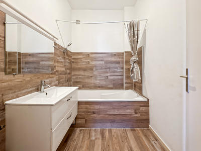 Appartement - 79 m² - 3 pièces