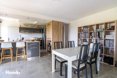 Appartement - 103 m² - 5 pièces