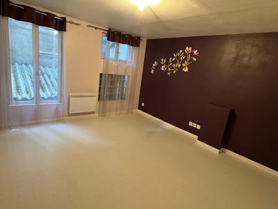 Appartement - 90 m² - 3 pièces