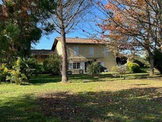 Maison - 180 m² - 5 pièces