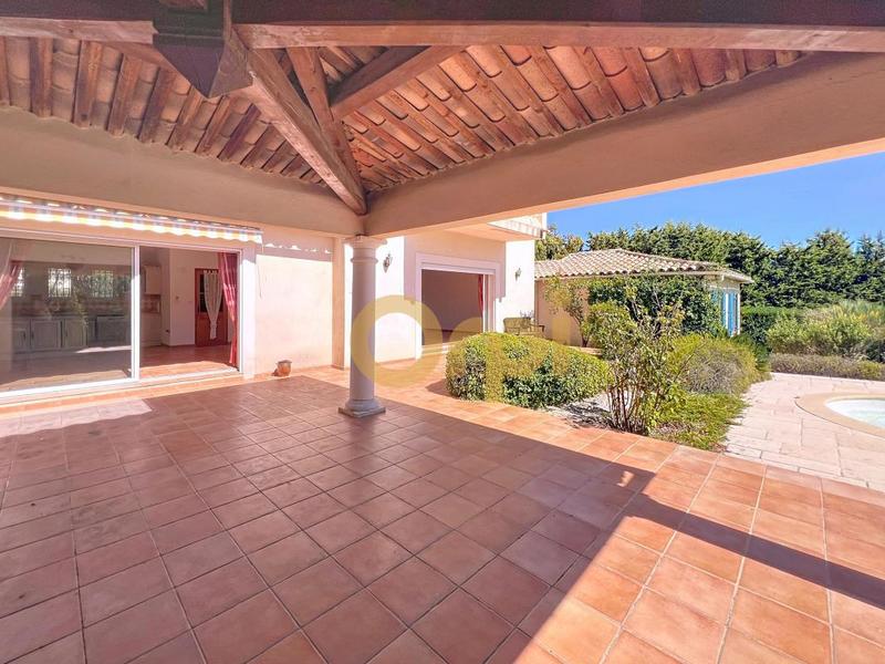 Villa - 192 m² - 6 pièces