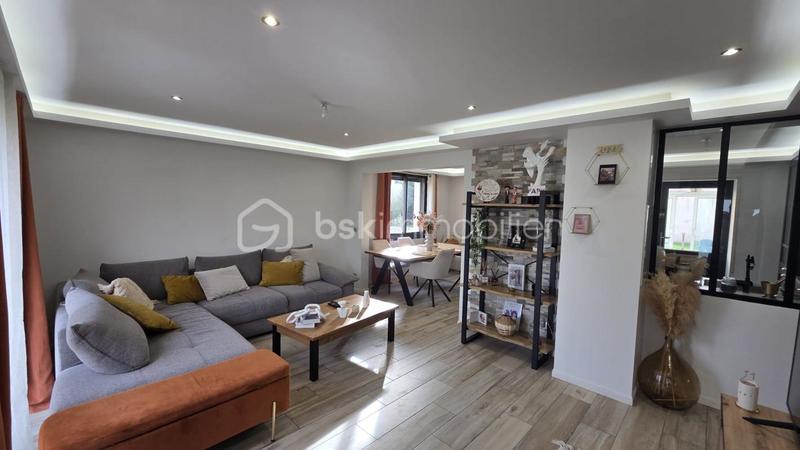 Maison - 74 m² - 4 pièces