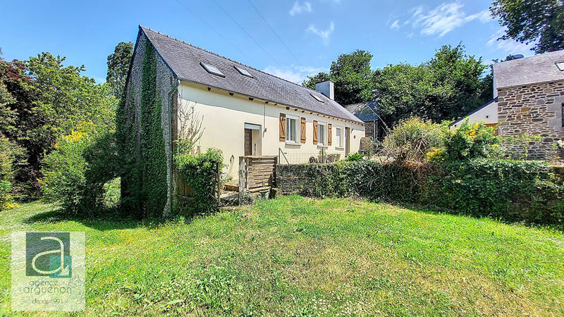 Maison - 224 m² - 7 pièces