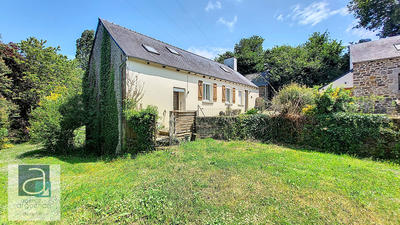 Maison - 224 m² - 7 pièces